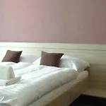 호텔 Kristina