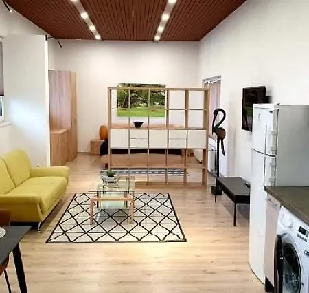 Kristina Ξενοδοχείο Dubnica nad Váhom