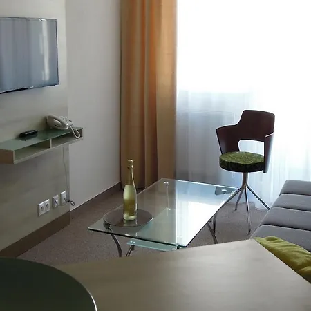 Kristina 酒店 Dubnica nad Váhom